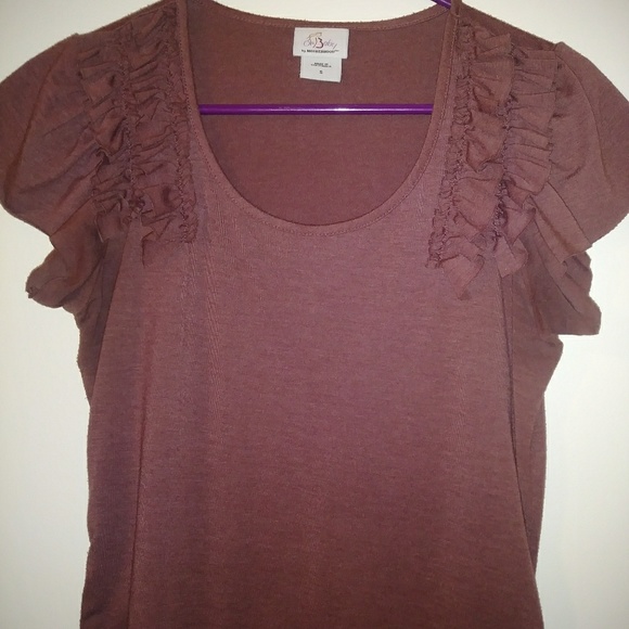 Oh Baby by Motherhood Tops - 🔥 Ruffle Maternity top💋